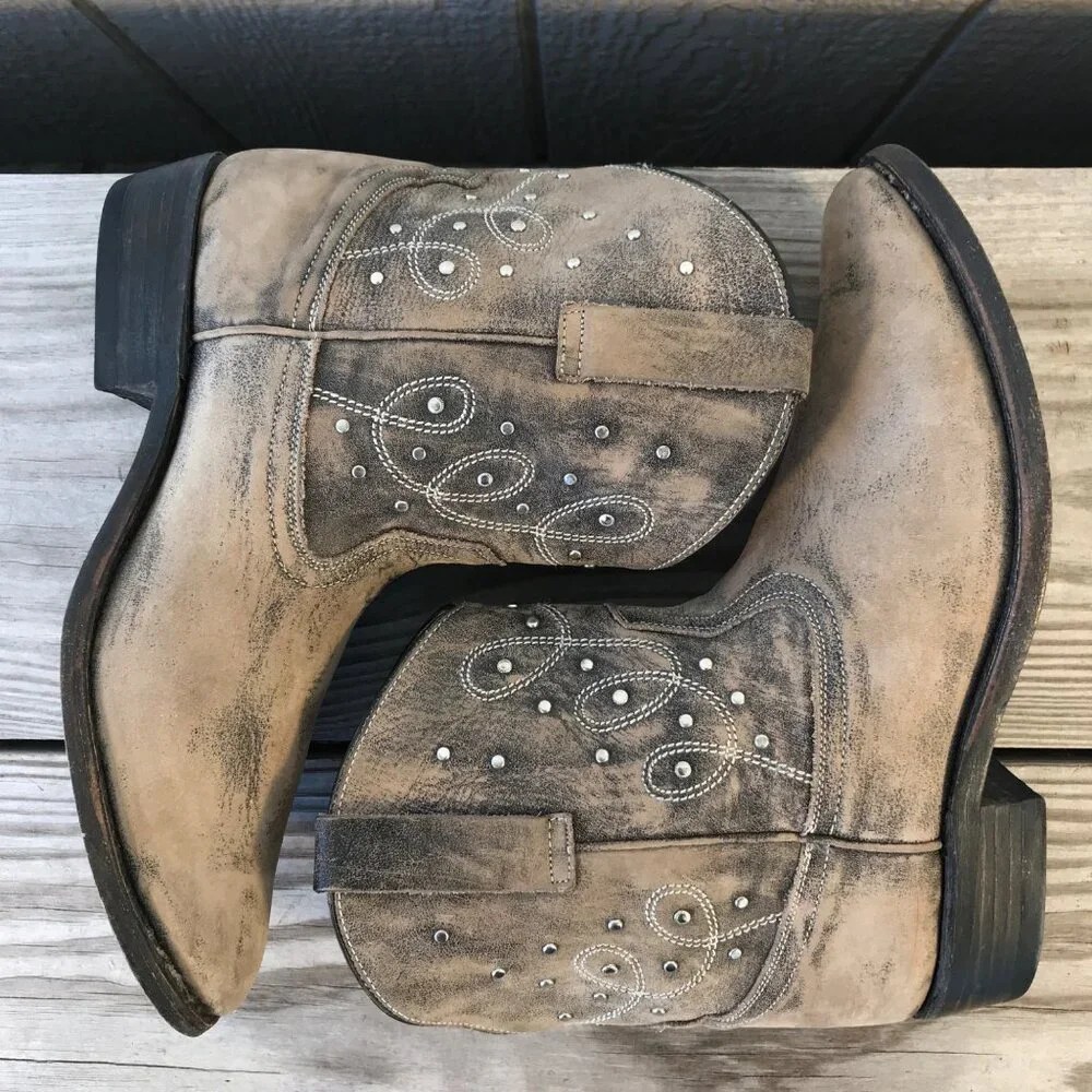 Miz Mooz Cozumel Womens Distressed Leather Studded Western Ankle Boots 11